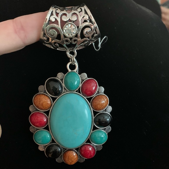 Southwestern Scarf Charm - Picture 1 of 3